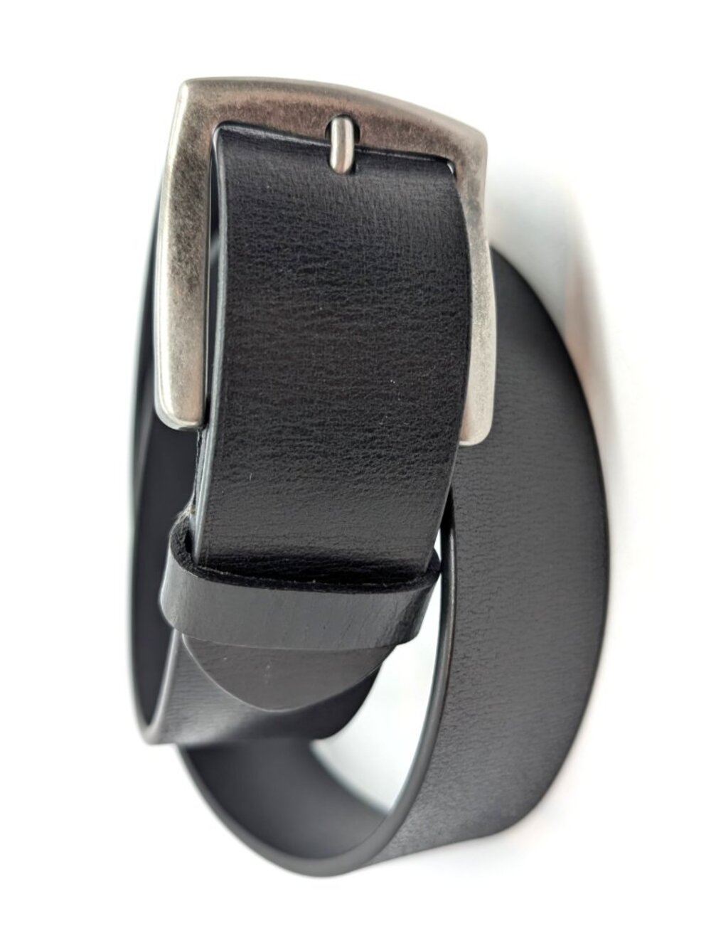 Classic Black Leather Belt with Brushed Silver Buckle - Unbranded - Picture 5 of 5